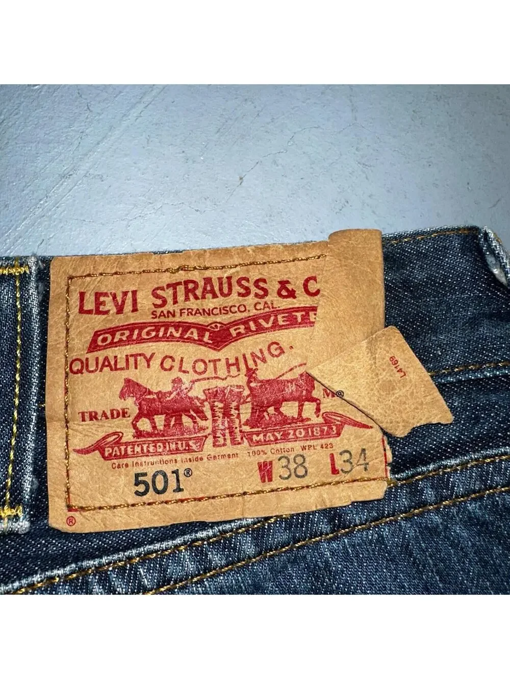 Levis 501 Vintage Y2K XX Straight Leg Jeans Blue Med Wash 38x34 Act 38x33